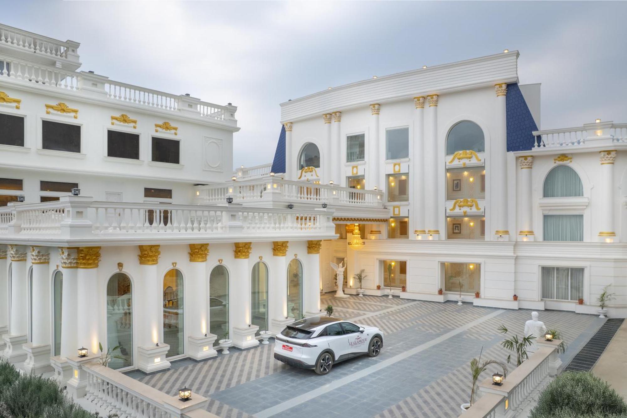 Le Glamour Resort & Wellness Spa Покхара Экстерьер фото